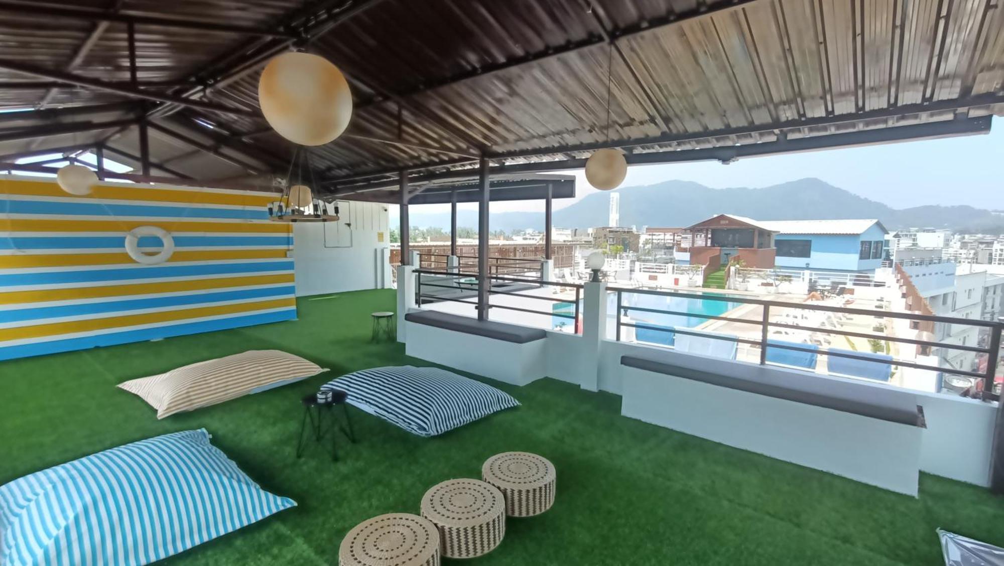 Issara Patong Beach Exterior foto