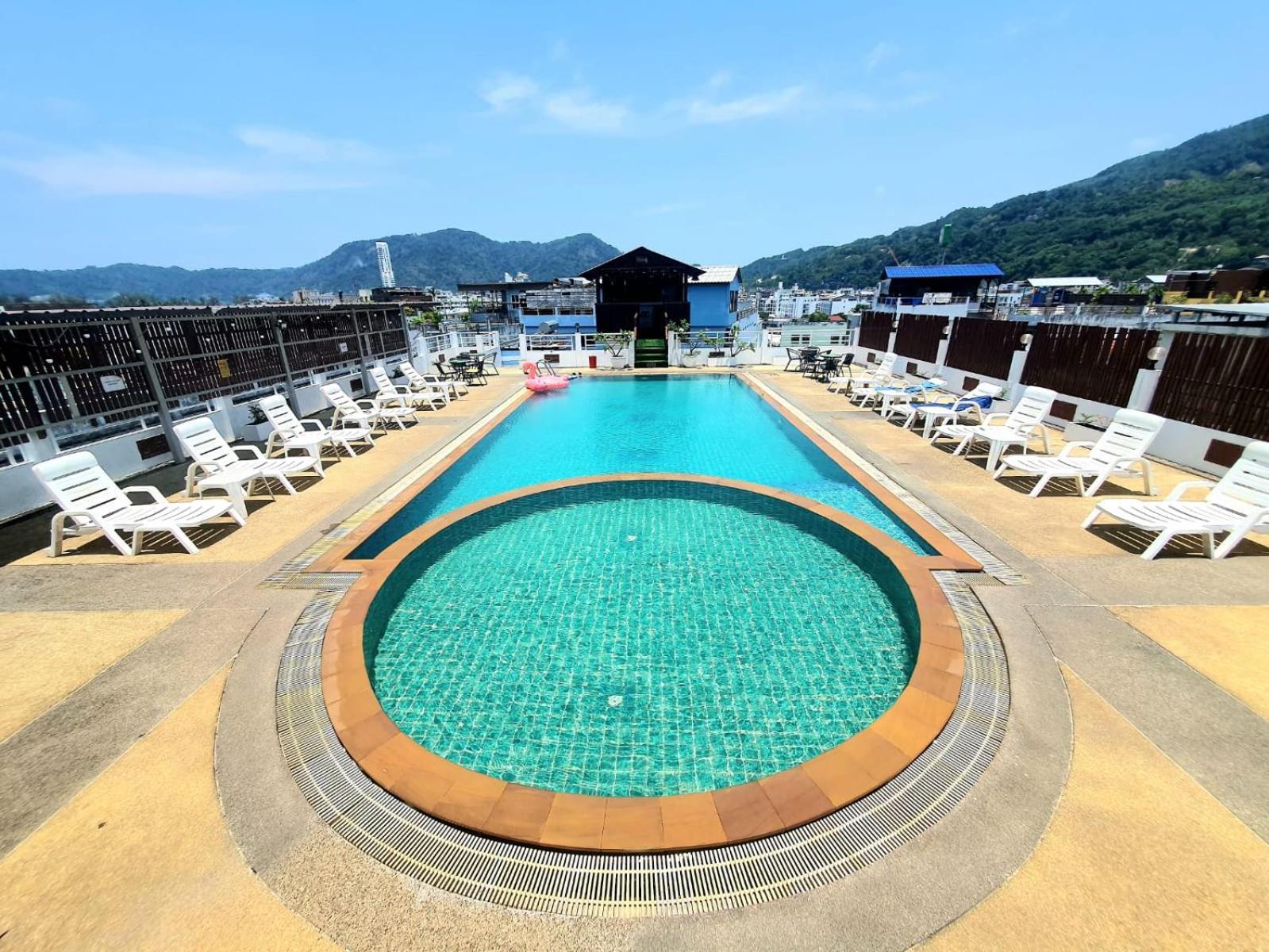 Issara Patong Beach Exterior foto